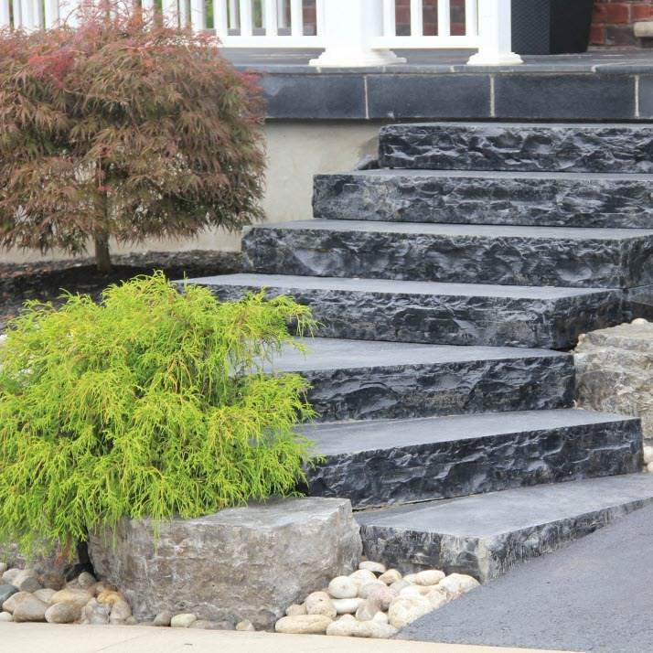 Natural stone steps in Scarborough by KANU Interlocking