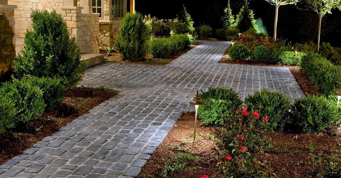 Interlocking walkway in Whitby designed for lasting curb appeal.